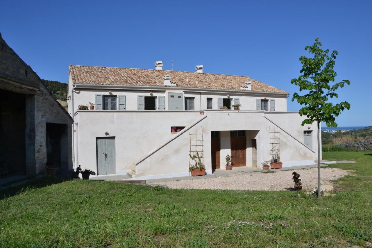 B&B Casale Fonte Vecchia Monteprandone Ngoại thất bức ảnh